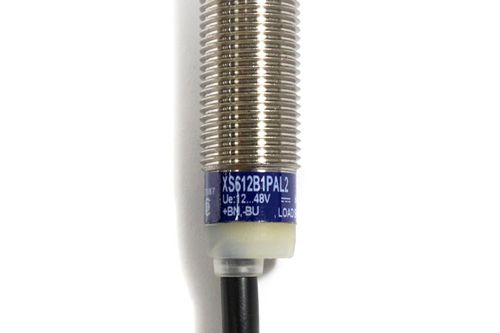 Sensore induttivo Telemecanique XS612B1PAL2