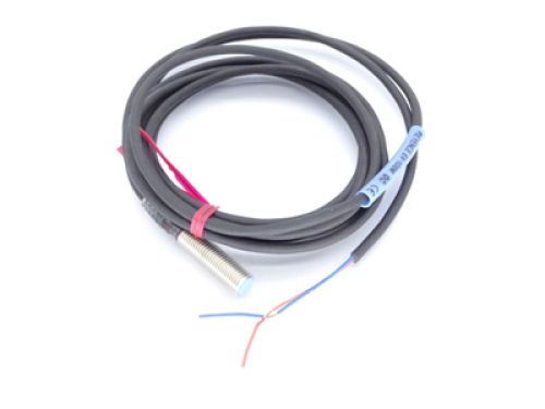 Sensore di prossimità M12 schermato a 2 fili Keyence EV-112M